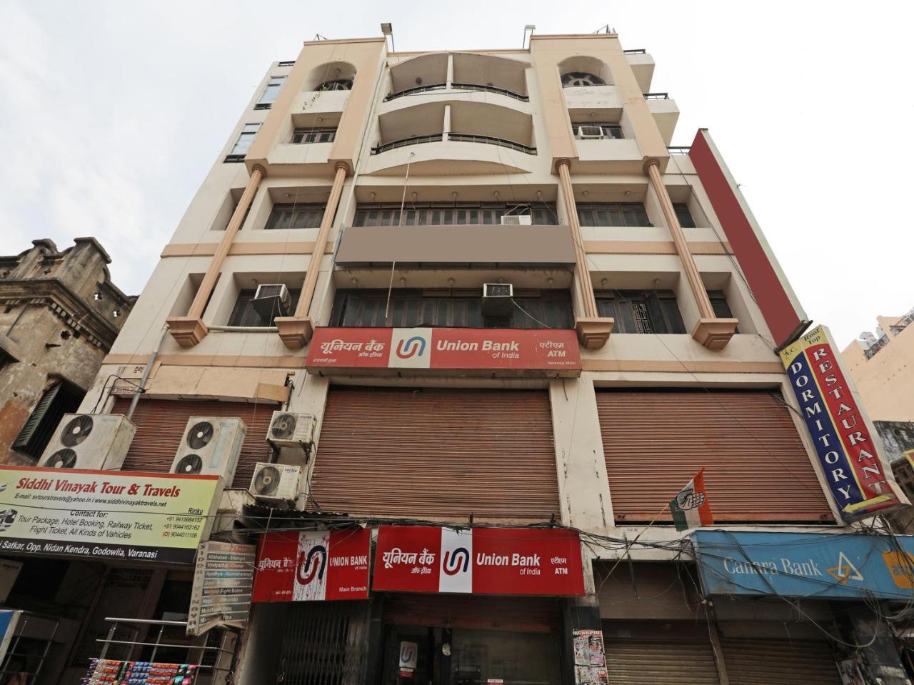 Oyo Flagship 118 Atithi Satkar Hotel Varanasi Bagian luar foto